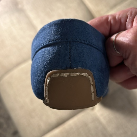 FLOOPI WOMENS INDOOR /OUTDOOR FAUX FUR MAOCCASIN SLIPPER SIZE 8 - Picture 7 of 8